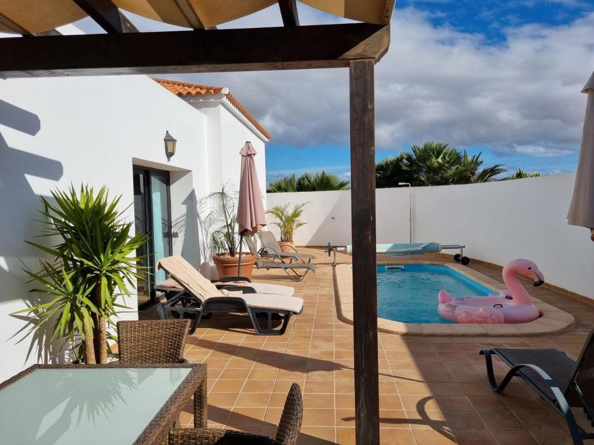 Beautiful Spacious Villa With Private Heated Pool In Lajares Εξωτερικό φωτογραφία